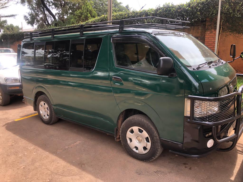 Alphard Van Hire In Uganda - Luxury MiniVans For Hire