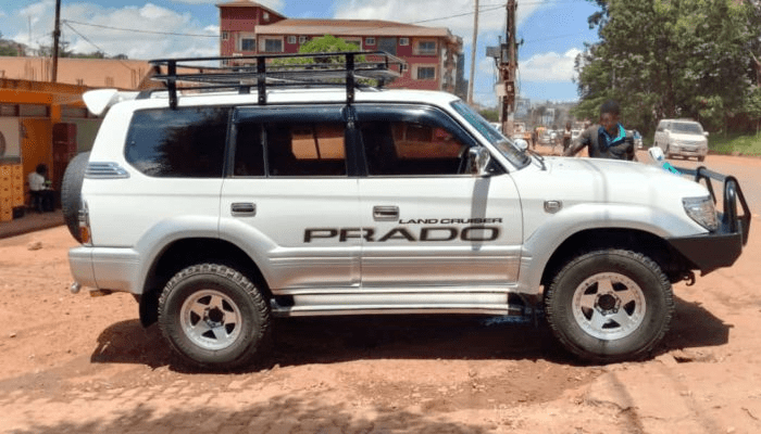 Why Rent a 4x4 Vehicle in Uganda for Business Projects