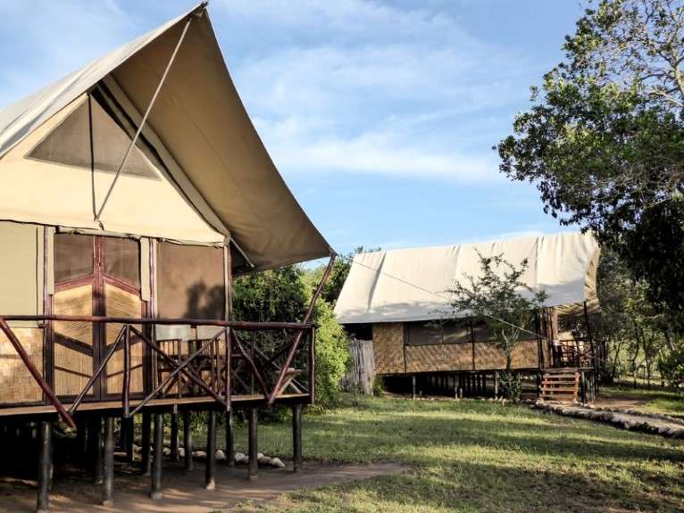 The Bush Lodge - Nature Lodges - Your Home in Uganda