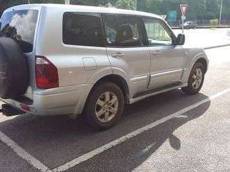 Hiring a Mitsubishi Pajero iO in Uganda